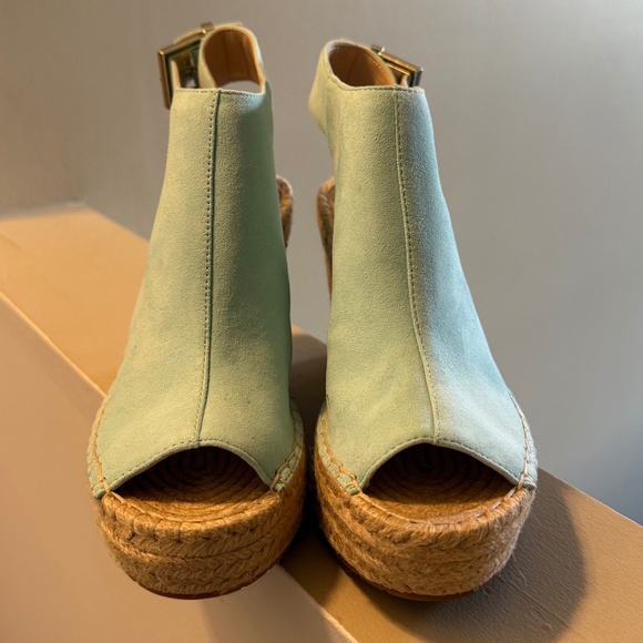 Kenneth Cole Suede Wedge Espadrille NWOT - Picture 3 of 10